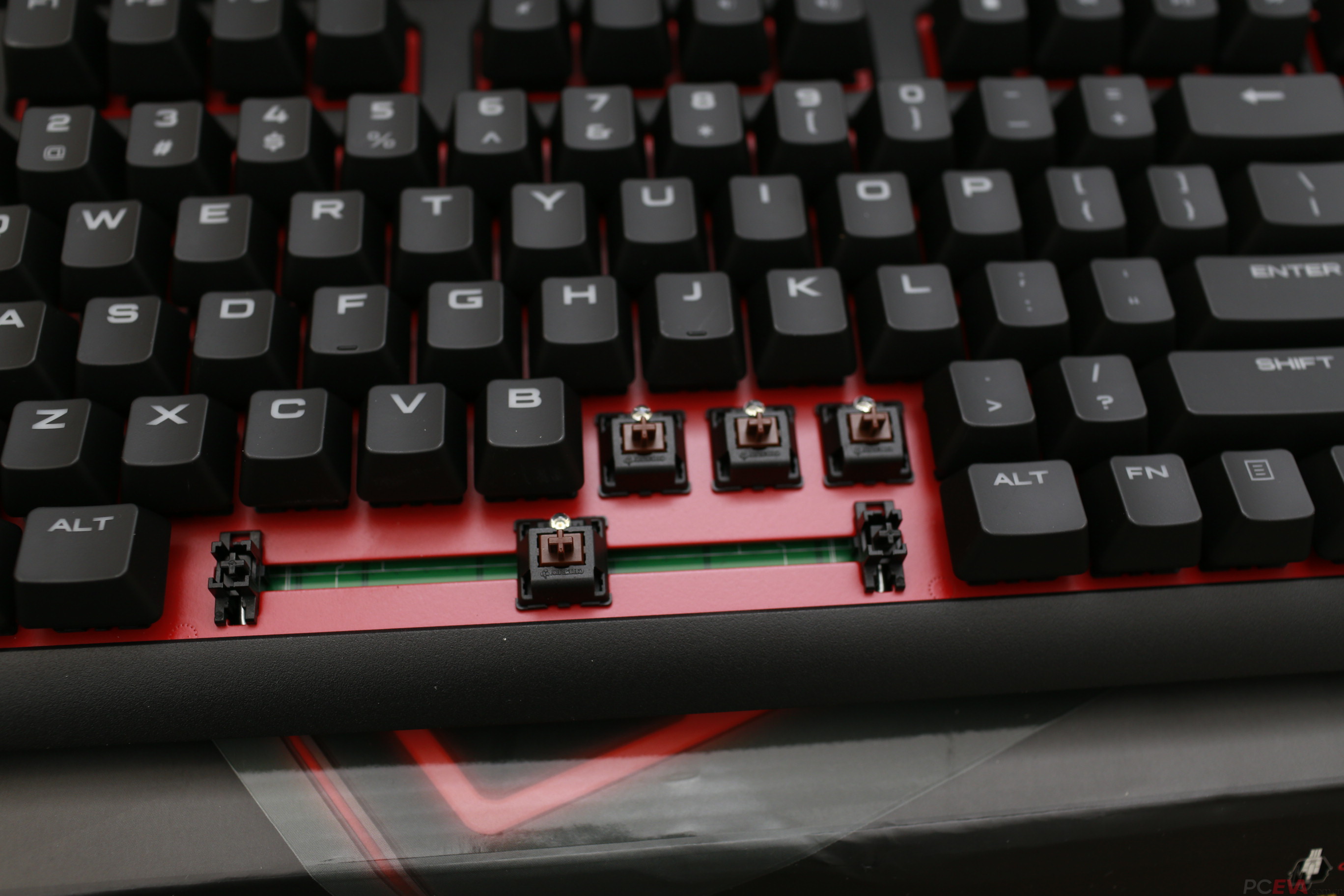 踏踏踏踏踏手指在跳舞海盗船strafe惩戒者机械键盘使用体验