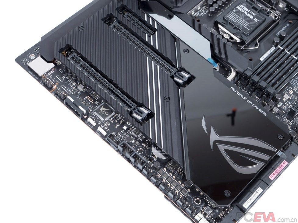 华硕正式发布z490主板