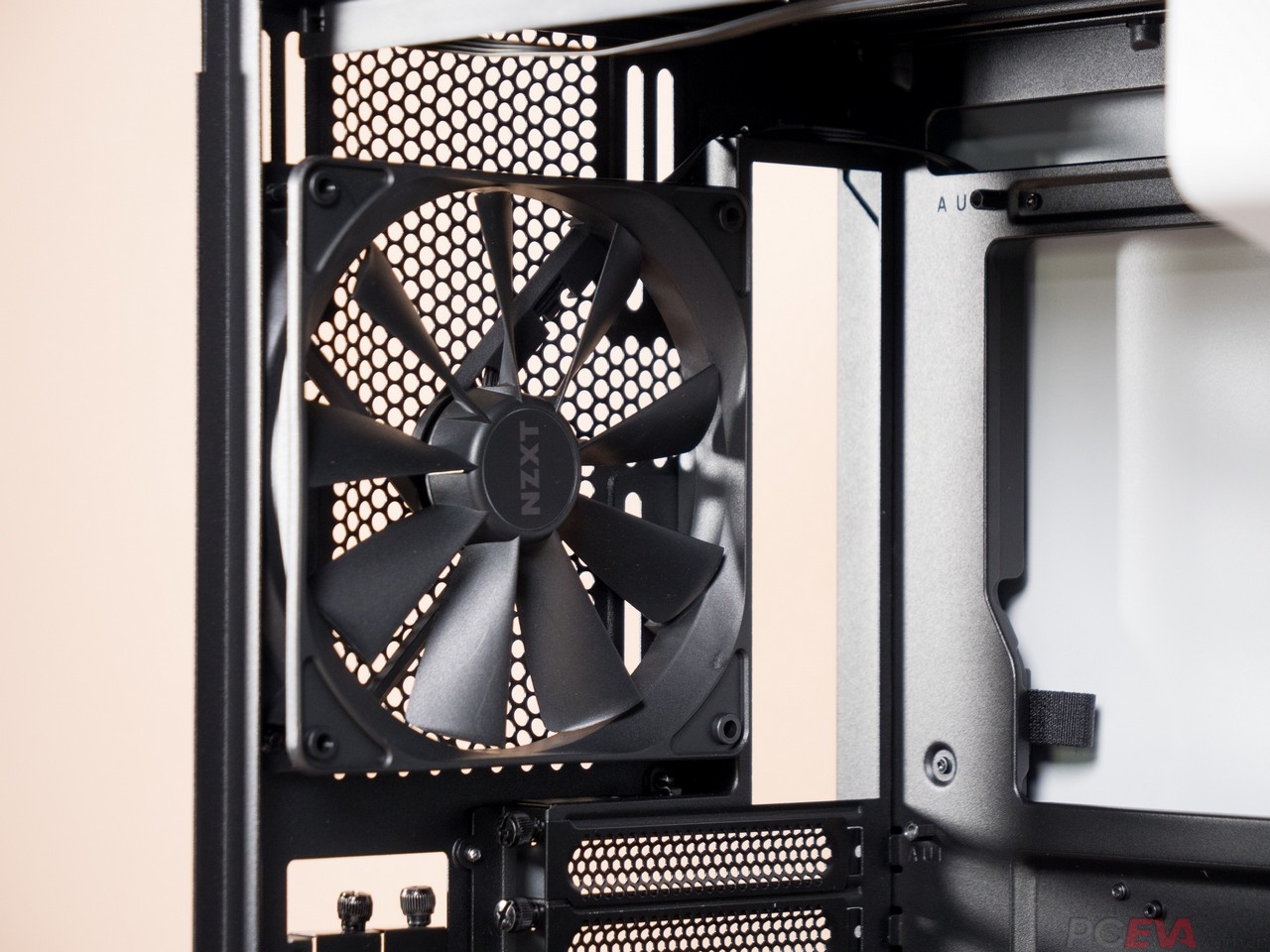 恩杰nzxth710i机箱评测