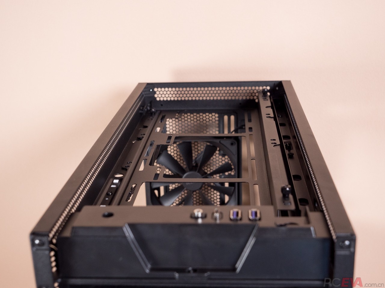 恩杰nzxth710i机箱评测