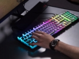 布丁加持 炫动HyperX Alloy FPS RGB游戏机械键盘